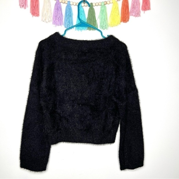 Lover + Friends Black Bell Sleeve Eyelash Pullover Fuzzy Black Sweater Size XXS - Picture 14 of 16